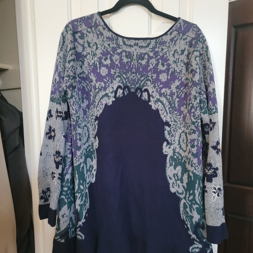 Cardigan - Picture 3 of 4